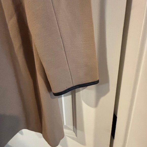 INC International Concepts Women  Tan /Blk Zipper jacket- SZ Medium- VERY NICE - Picture 4 of 4